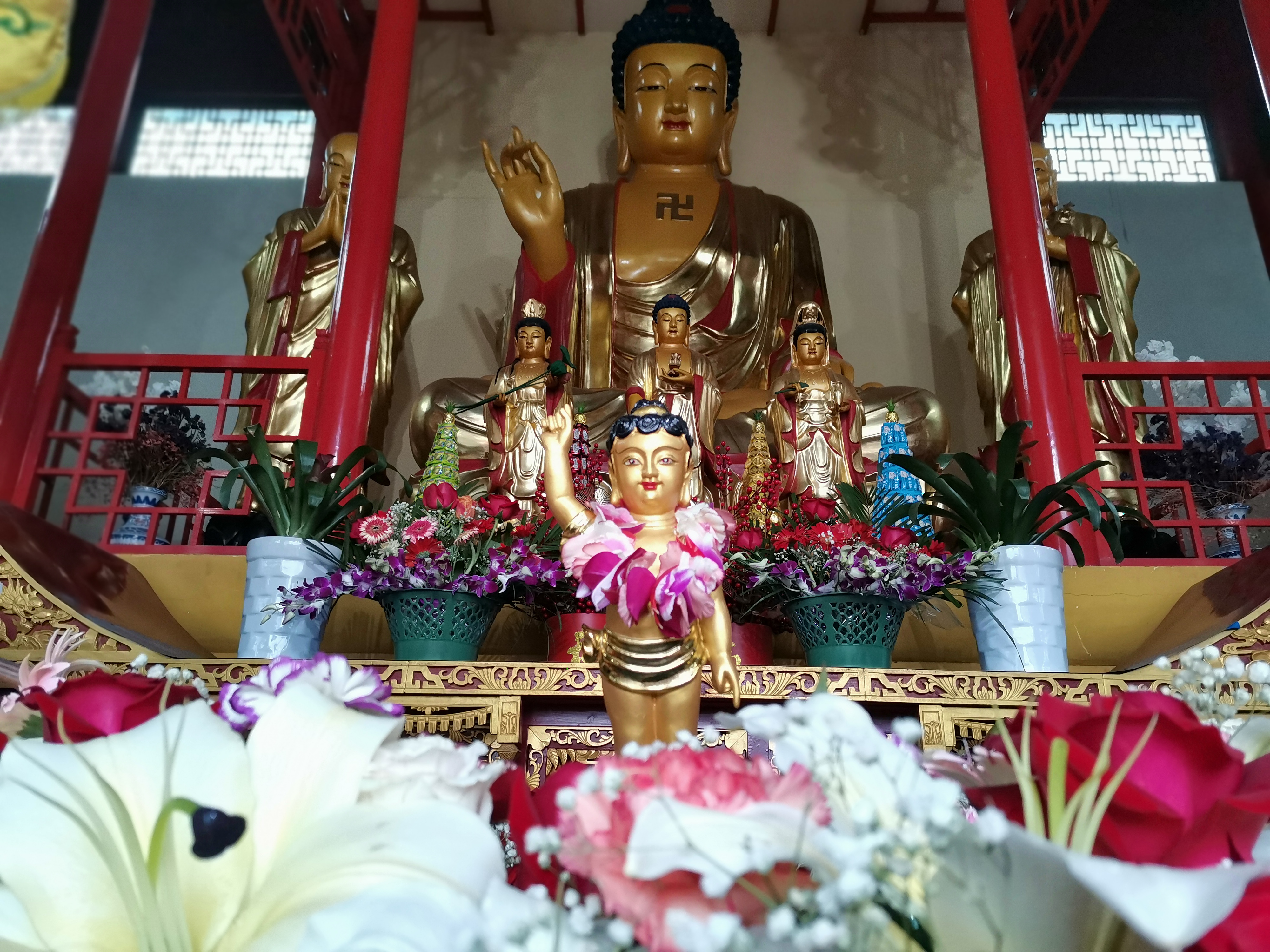億彩释迦牟尼佛圣诞法会圆满