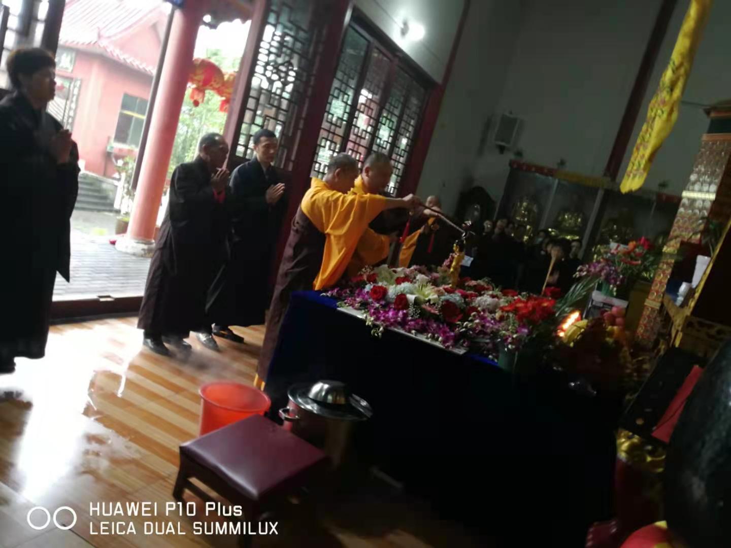 億彩释迦牟尼佛圣诞法会圆满